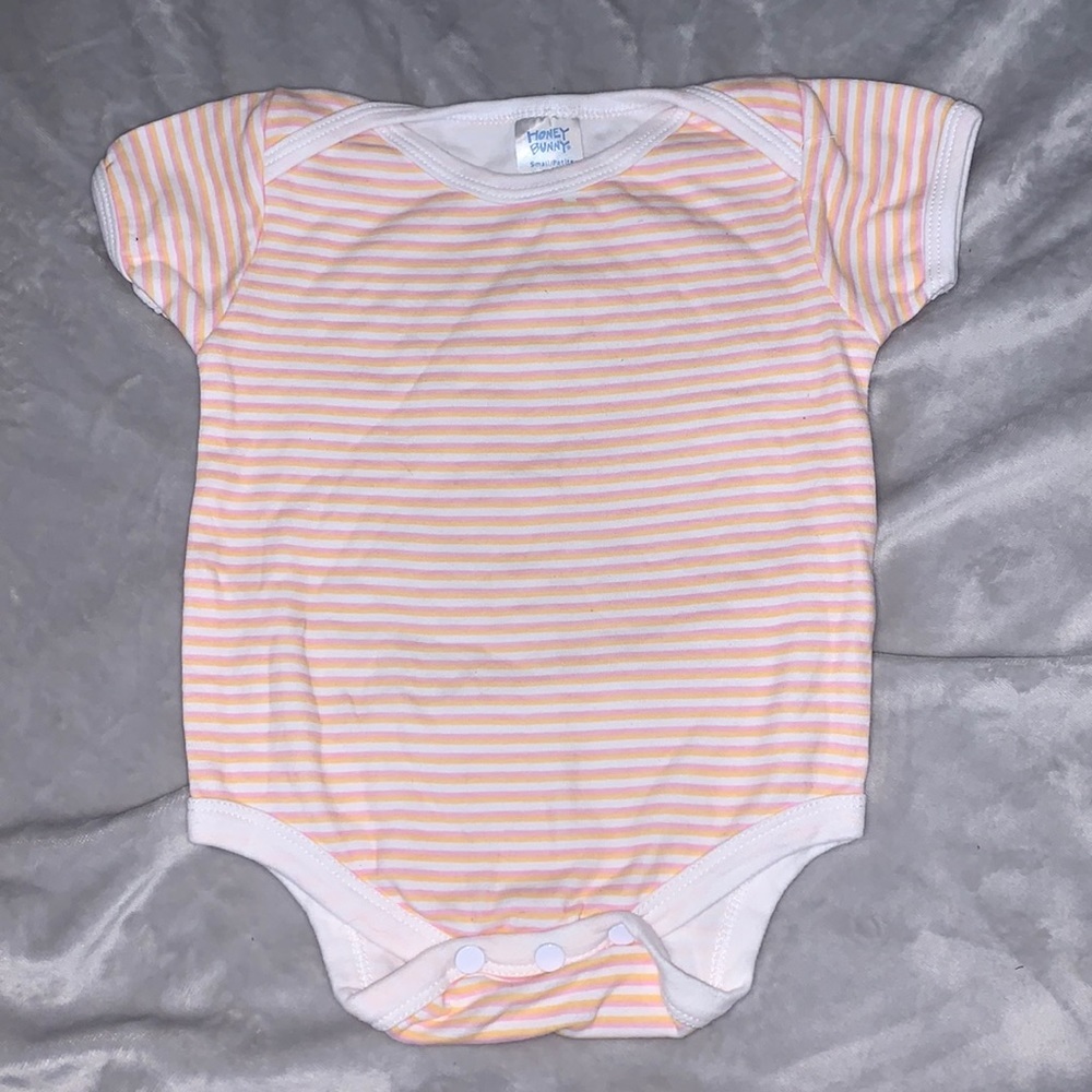 (3 for $10) honey bunny 3-6 month pink striped bodysuit baby girl clothing